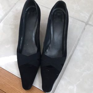 Ferragamo Navy Suede shoes size 81/2 N